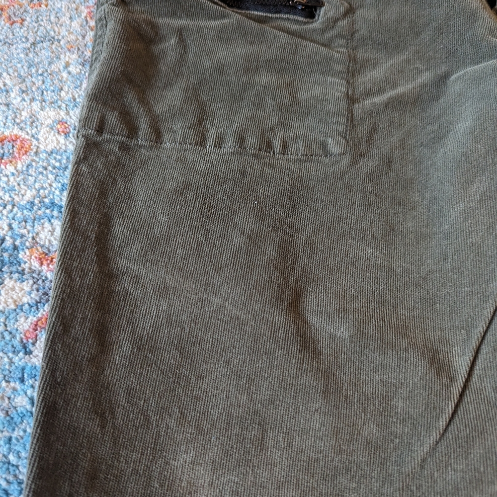 Sanctuary Women's 30 Corduroy Olive Green Khaki Flare Leg Pants Zip Front Pocket - Picture 3 of 12